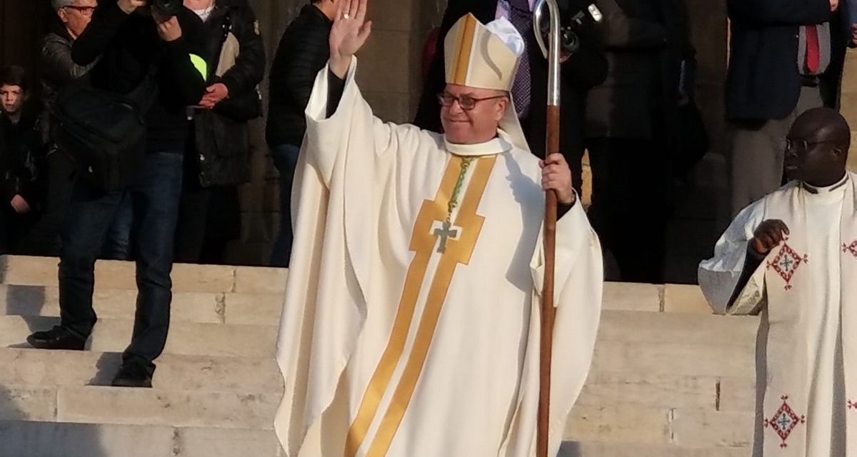Mgr Benoît Bertrand à la cathédrale de Nantes