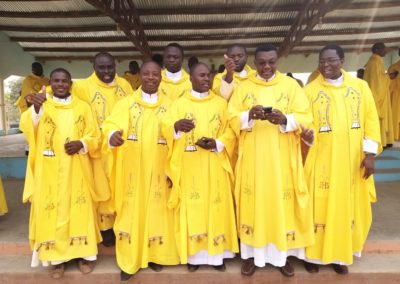 Les prêtres du diocèse de Parakou et de Nantes