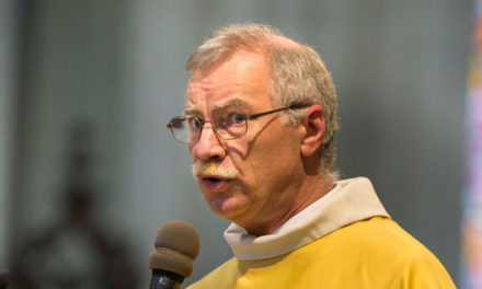 Père François Renaud, administrateur diocésain