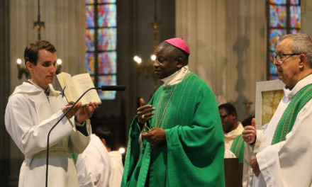 Mgr N’Koué à Nantes