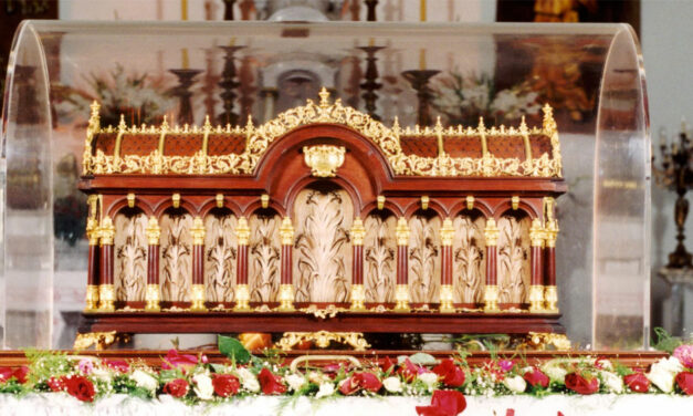 Visite des reliques de Sainte Thérèse de Lisieux