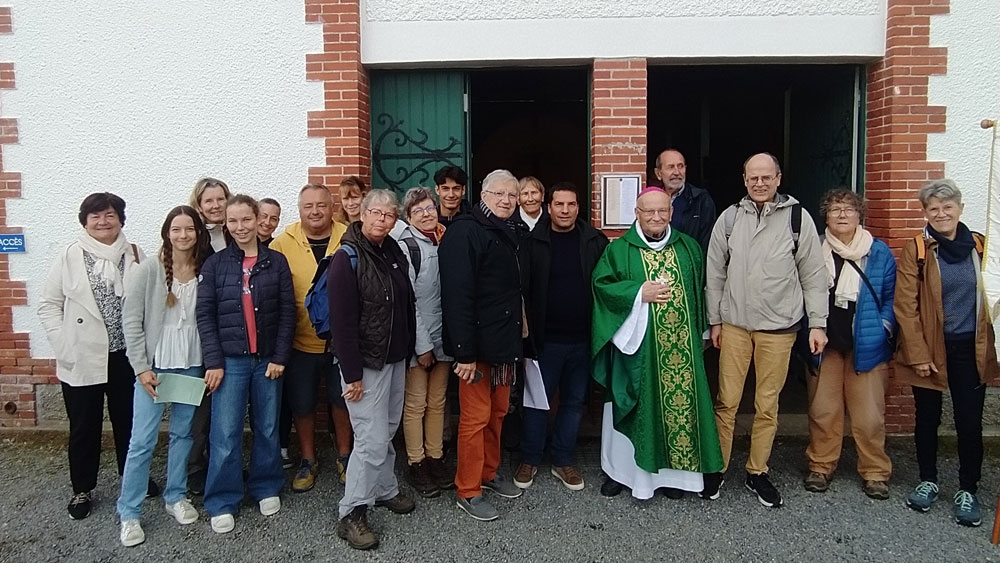 Marche du Tro Breiz à Tharon