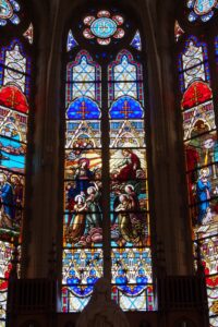 Vitraux de l'église d'Aigrefeuille-sur-Maine