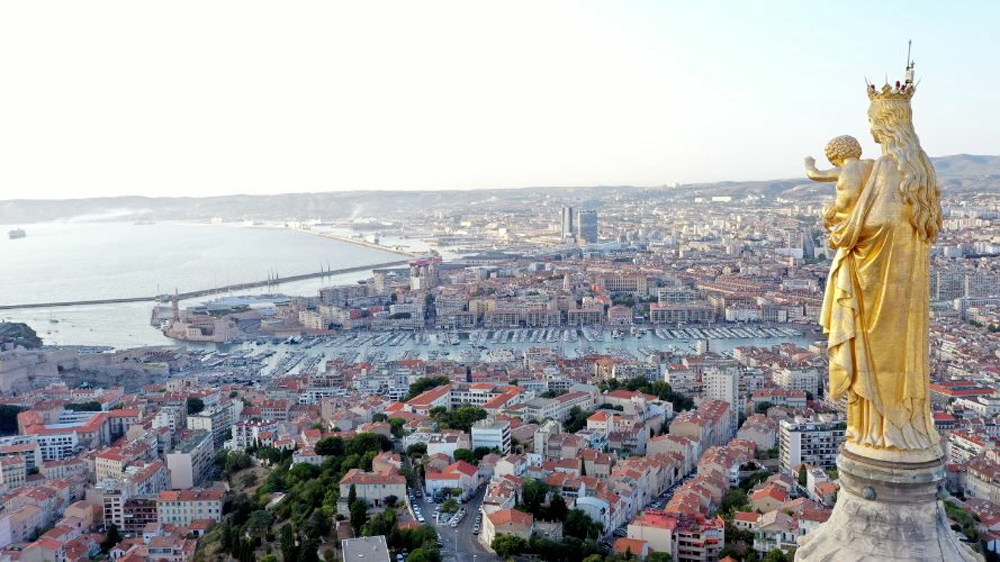 Un peuple qui sait se tenir debout