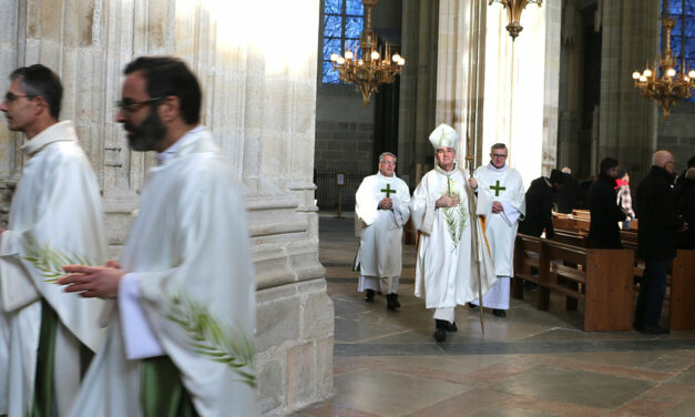 Entretien diocésain avec Mgr Percerou